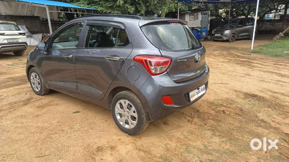 Hyundai Grand I10 Sportz, 2014, Petrol