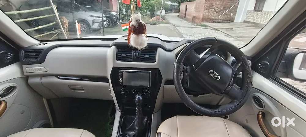 Mahindra Scorpio Intelli Hybrid 2015