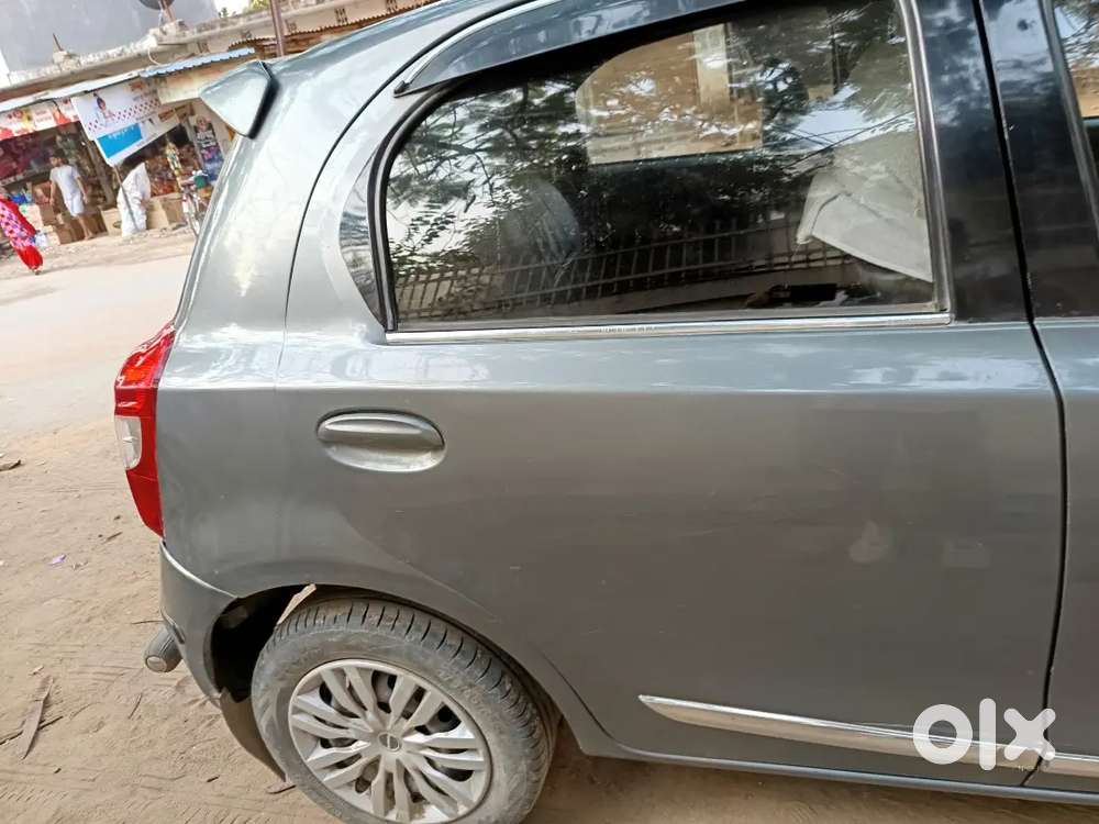 Good Condition, Single Hand Operated, All Five Wheels Are New( March)n