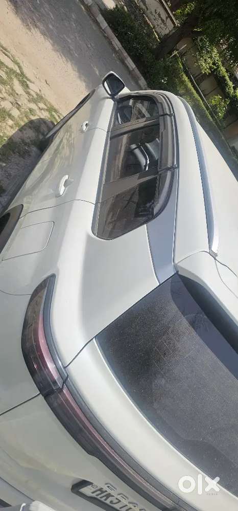 Maruti Suzuki Grand Vitara 2025 Petrol 15000 Km Driven