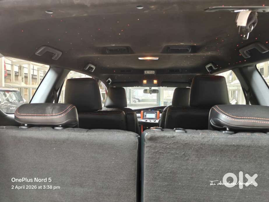 Toyota Innova Crysta 2.8 Gx At 7 Str, 2016, Diesel