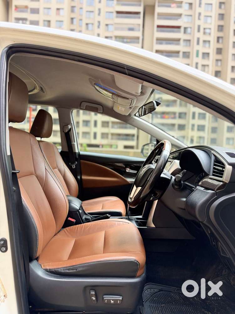 Toyota Innova Crysta 2.8z Automatic, 2019, Diesel