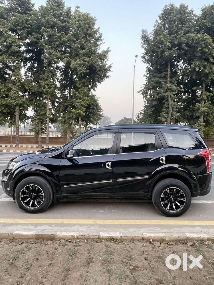 Mahindra Xuv500 2.2 W10, 2015, Diesel