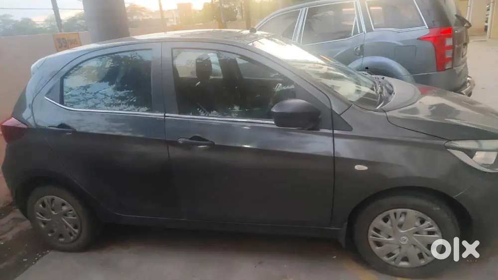 Tata Tiago 2022 Petrol Well Maintained