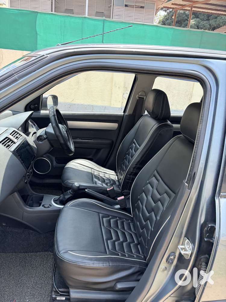 Maruti Suzuki Swift 1.2 Vxi (o), 2011, Petrol