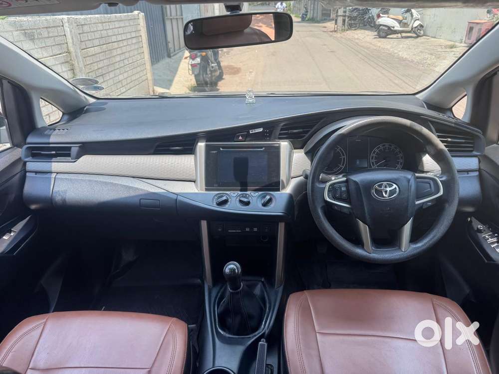 Toyota Innova Crysta 2.4 G Plus Mt 7 Str, 2018, Diesel