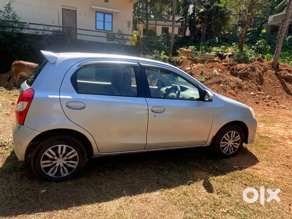 Toyota Etios Liva 2013