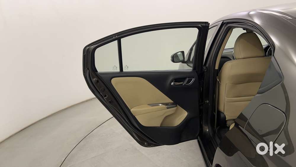 Honda City 1.5 Zx Cvt I-vtec, 2017, Petrol