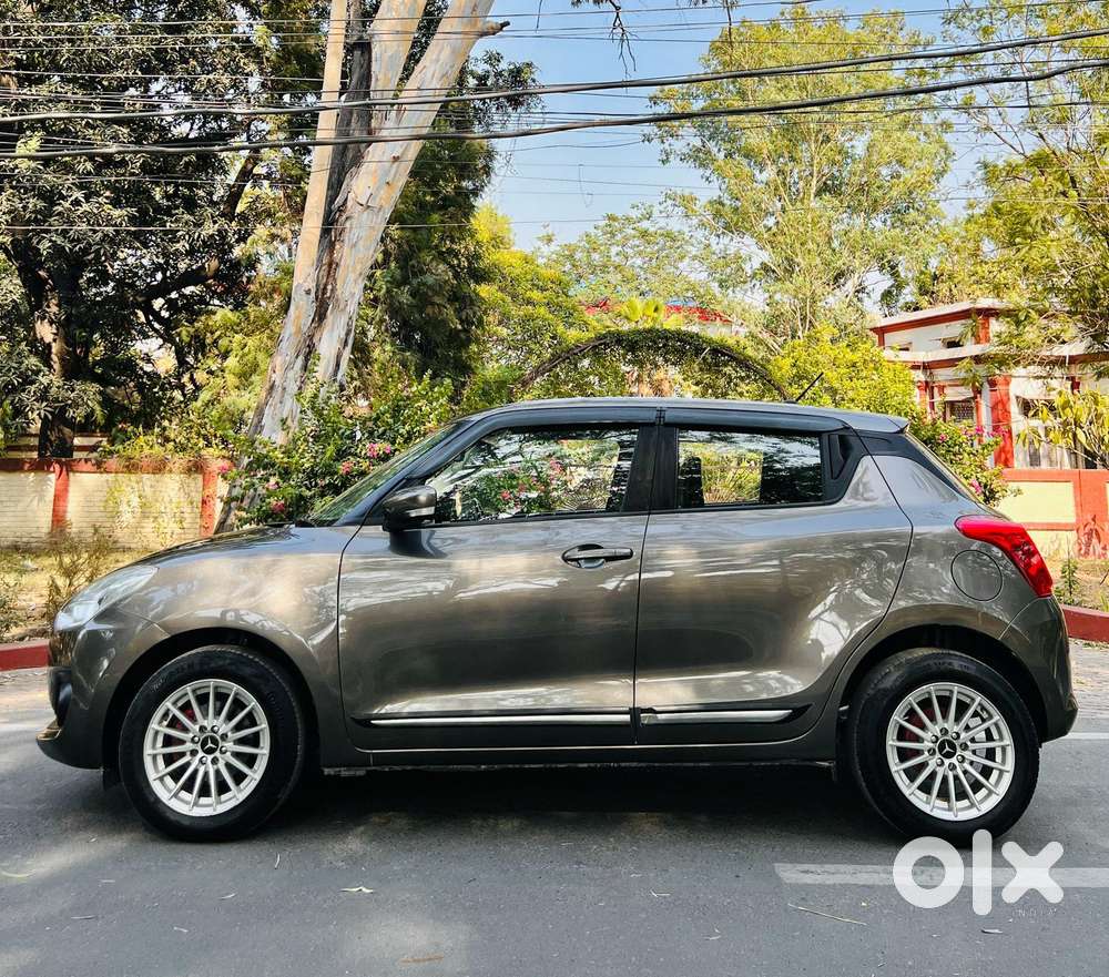 Maruti Suzuki Swift Vxi + Manual, 2023, Petrol