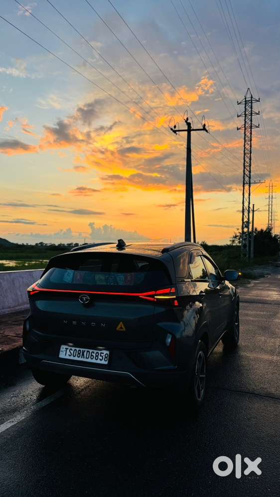 Tata Nexon Fearless+s Topend Diesel 2023 Year