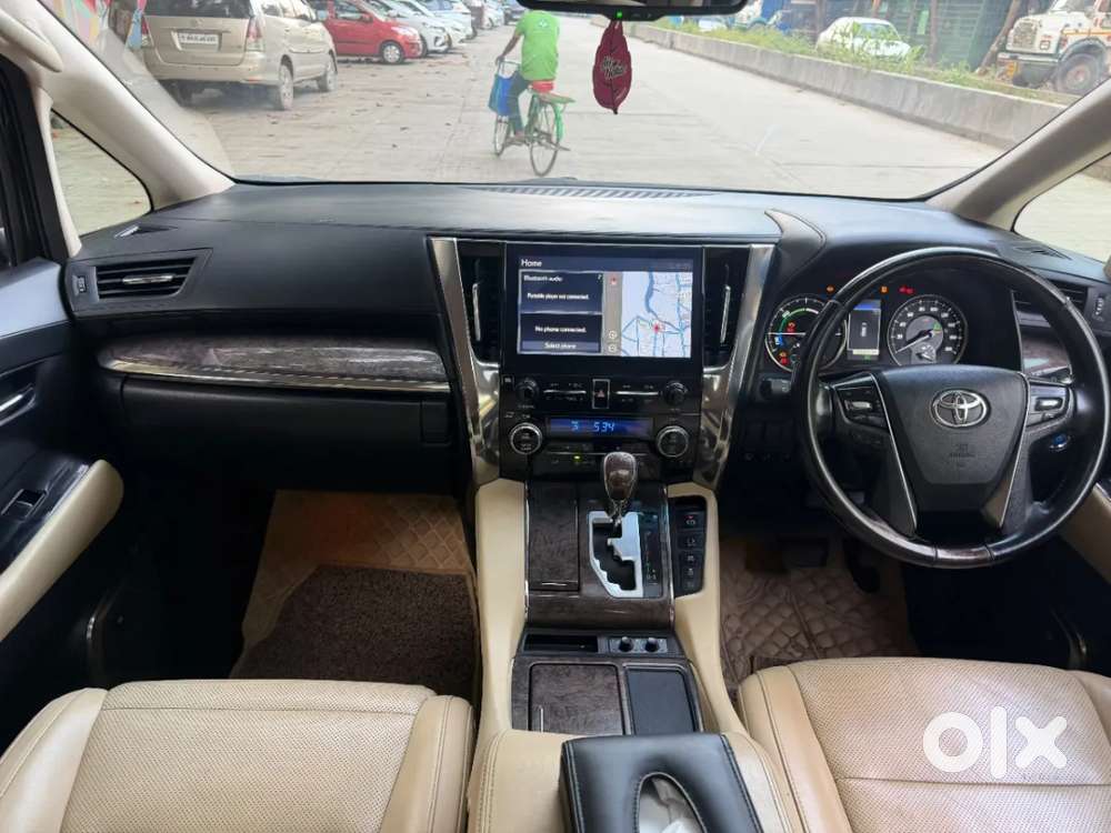 Toyota Vellfire, 2022, Petrol
