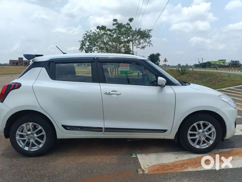 Maruti Suzuki Swift 2019 Petrol 64000 Km Driven