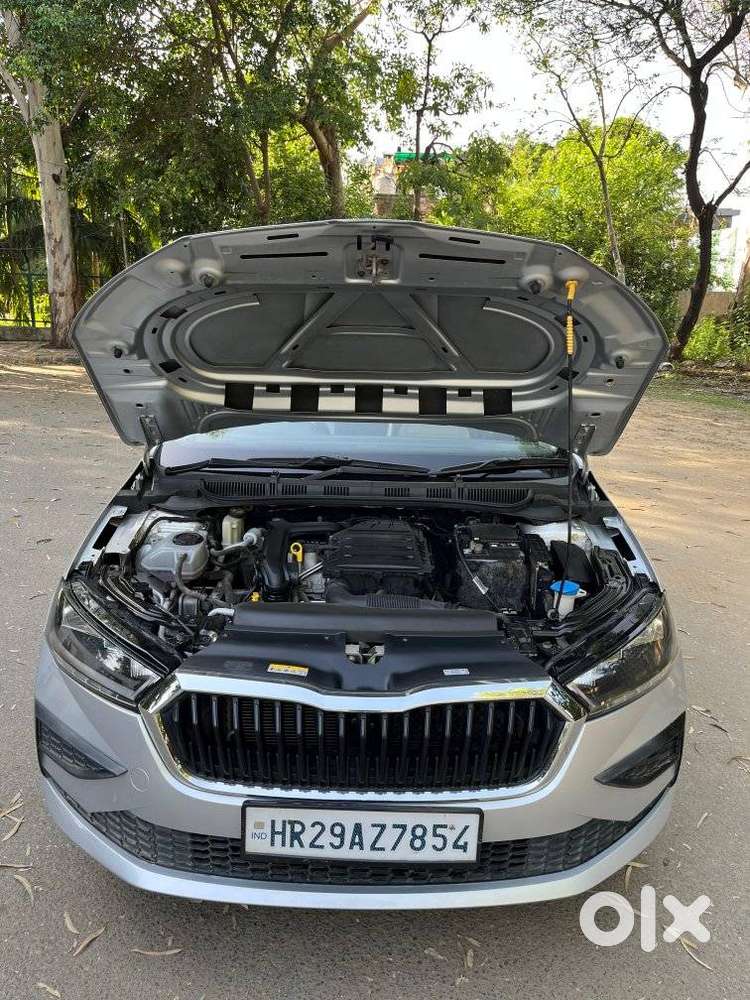 Skoda Slavia 1.0 Active Tsi, 2022, Petrol