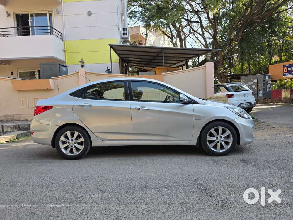 Hyundai Verna Fluidic 1.6 Vtvt Sx Automatic, 2012, Petrol