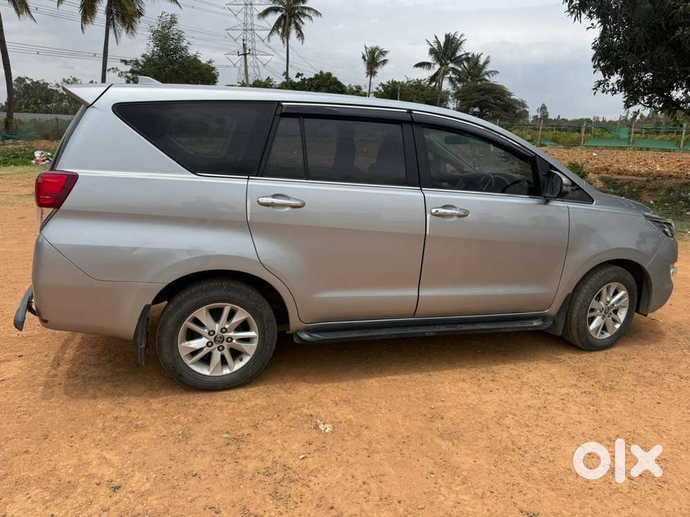 Toyota Innova Crysta 2020,bs4.with All Extra Fiting New Tyres New Batt