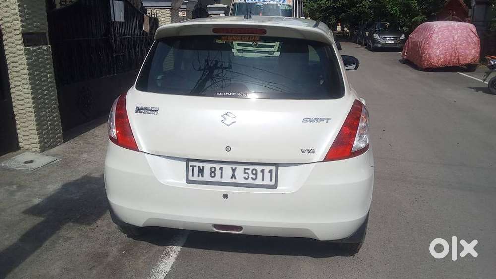 Maruti Suzuki Swift Vxi Optional, 2017, Petrol