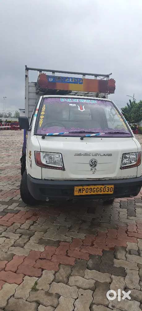Ashok Leyland Stile 2016