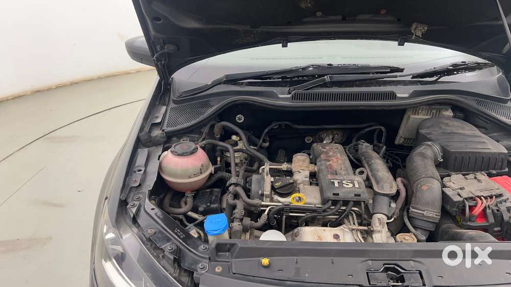 Volkswagen Vento 1.2l Tsi Highline Plus At Petrol, 2017, Petrol