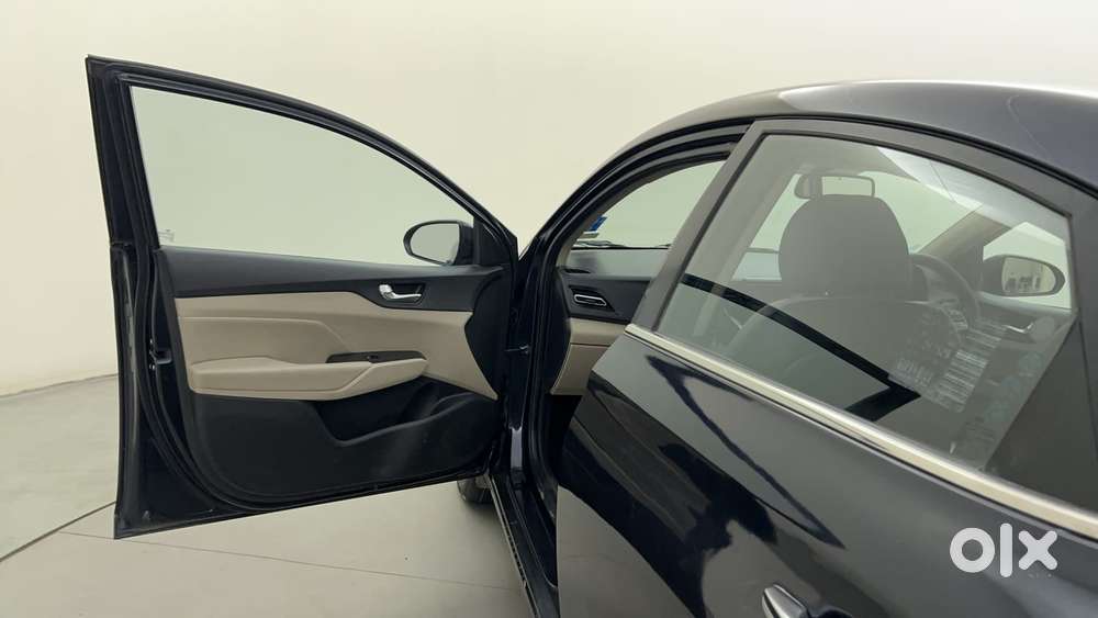 Hyundai Verna 1.5 Sx (o) Vtvt Ivt, 2021, Petrol