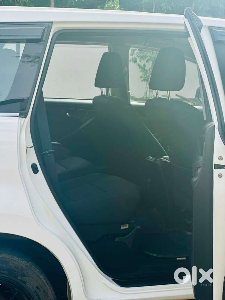 Toyota Innova Crysta 2.8 Gx At 7 Str, 2018, Diesel