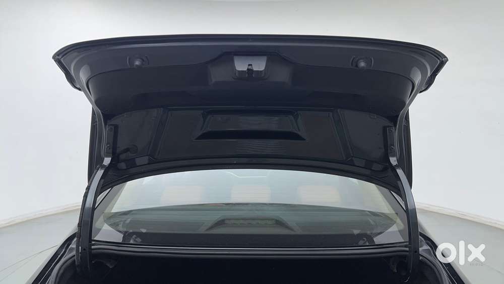 Volkswagen Virtus Highline Plus 1.0 Tsi At, 2022, Petrol