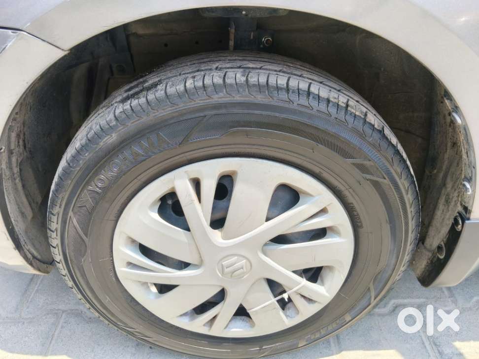 Maruti Suzuki Swift Vxi, 2015, Petrol