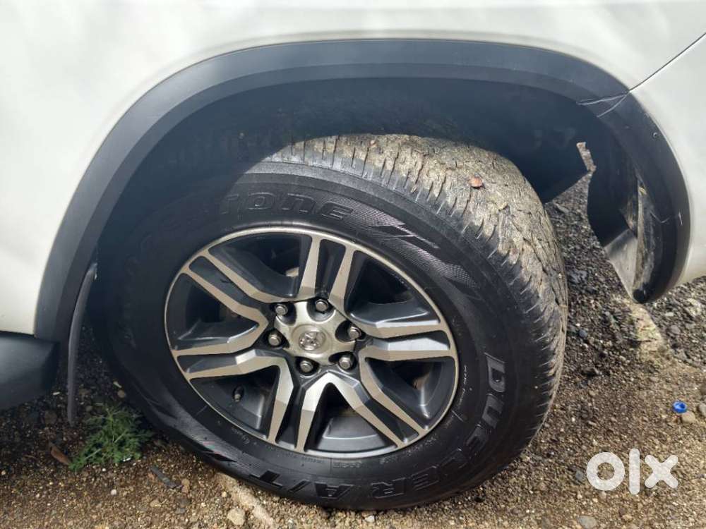 Toyota Fortuner 4x2 Manual, 2017, Diesel