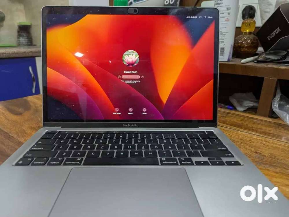 Apple MacBook Pro 13.3” M1 16GB RAM 512GB SSD With Touch Bar