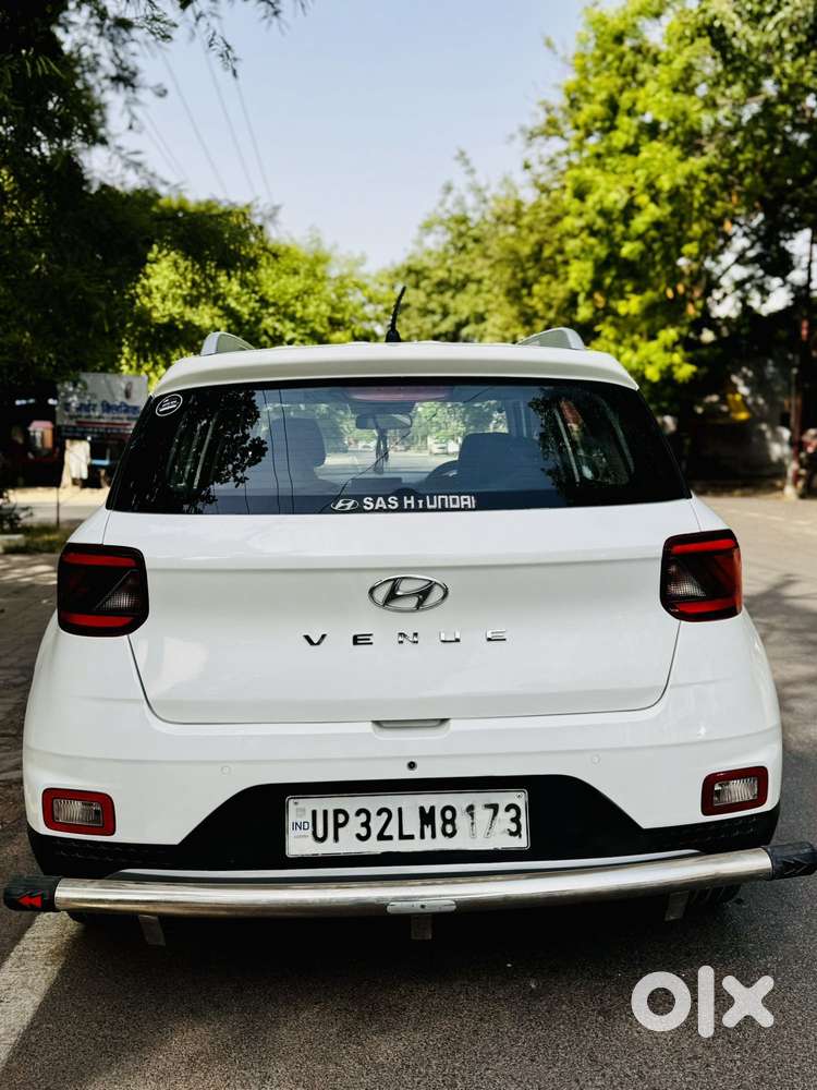 Hyundai Venue S Turbo, 2020, Petrol