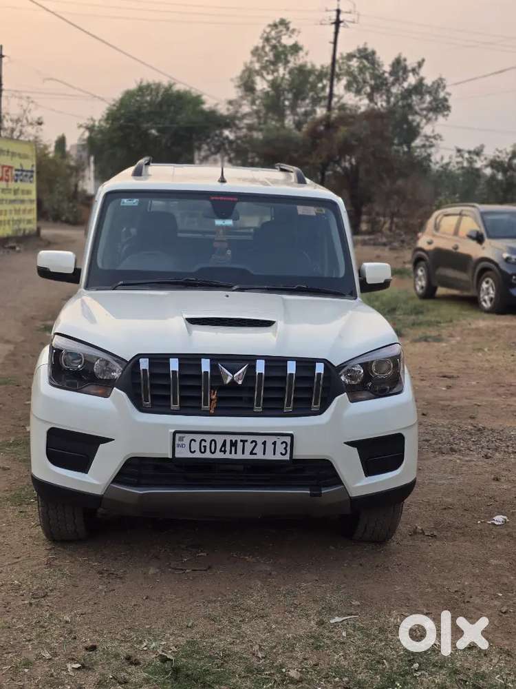 गाड़ी मे कुछ काम नही