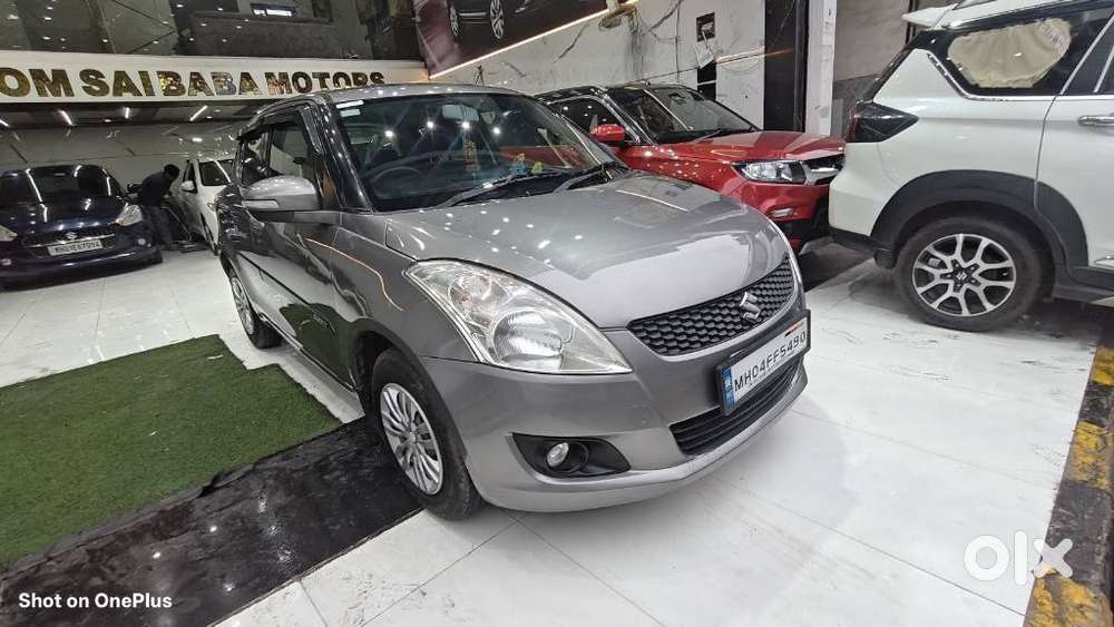 Maruti Suzuki Swift Vxi 1.2 Abs Bs-iv, 2012, Petrol