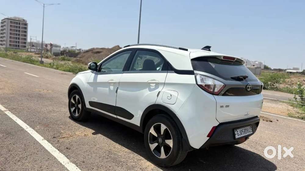 Tata Nexon 2018 Diesel 64460 Km Driven