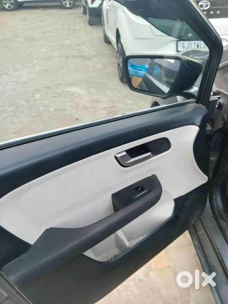Tata Altroz Xz Icng 2023