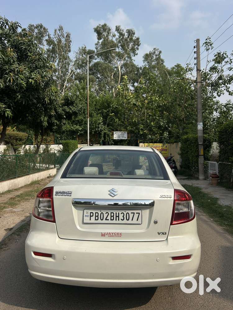 Maruti Suzuki Sx4 Vxi Bsiii, 2010, Petrol