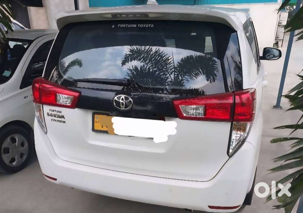 Toyota Innova Crysta 2.4 Gx Limited Edition 8 Str, 2023, Diesel