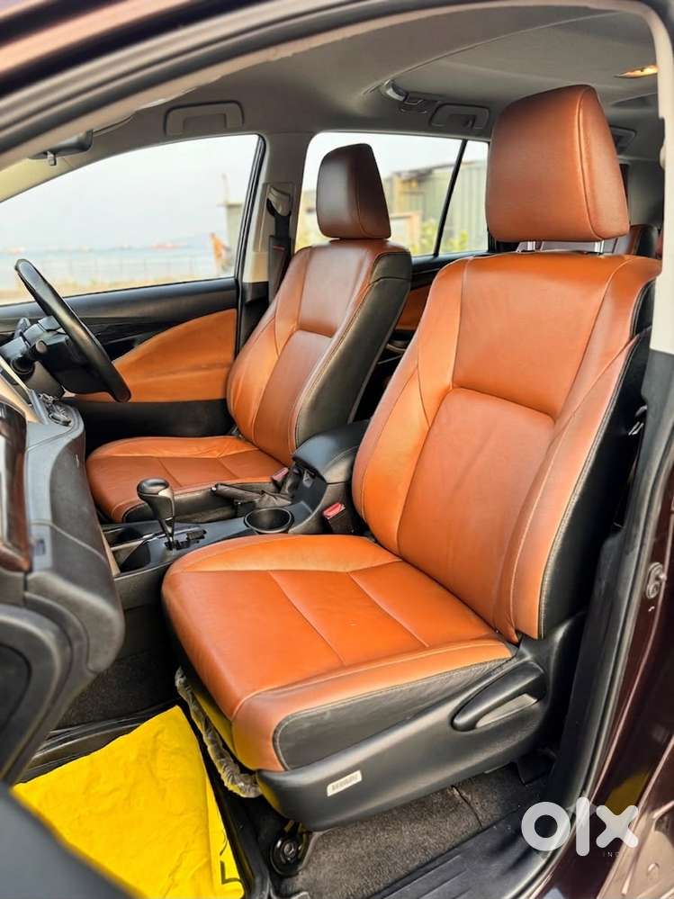 Toyota Innova Crysta 2.8 Zx At 7 Seater, 2016, Diesel