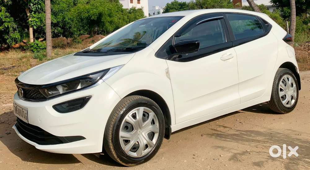Tata Altroz 1.2 Xm, 2024, Petrol