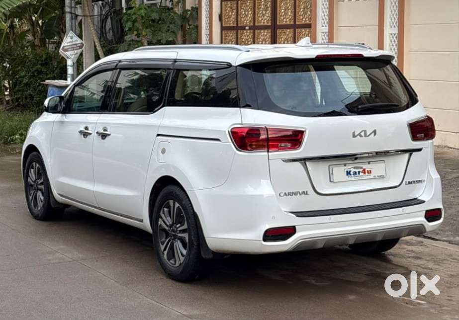 Kia Carnival Limousine Plus 7 Str, 2022, Diesel