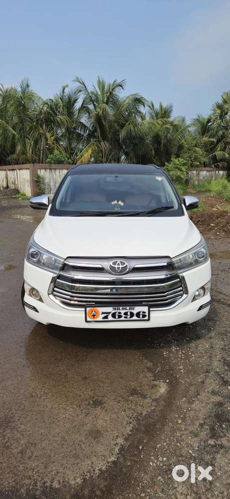 Toyota Innova Crysta 2017 Car