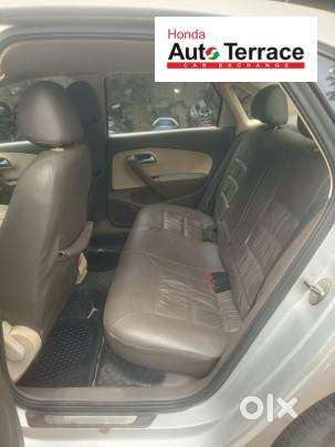 Volkswagen Vento 1.6 Highline, 2011, Petrol