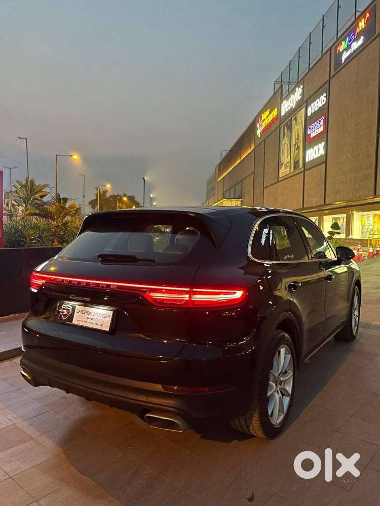Porsche Cayenne V6 Tiptronic, 2022, Petrol