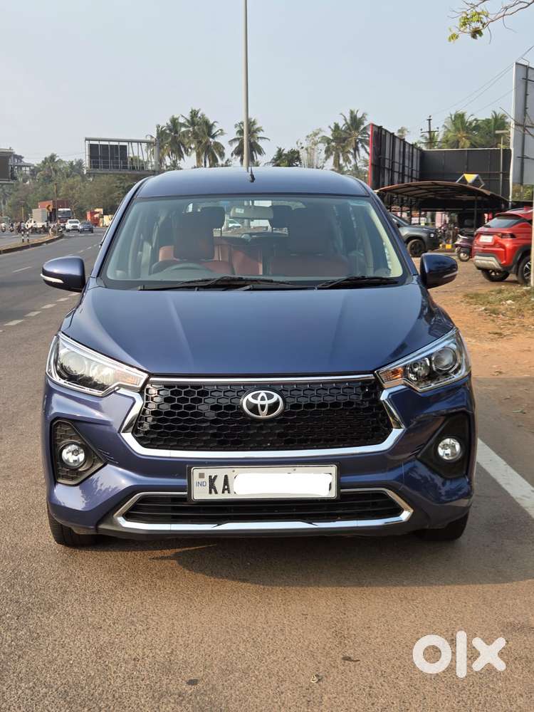 Toyota Rumion V Mt, 2024, Petrol