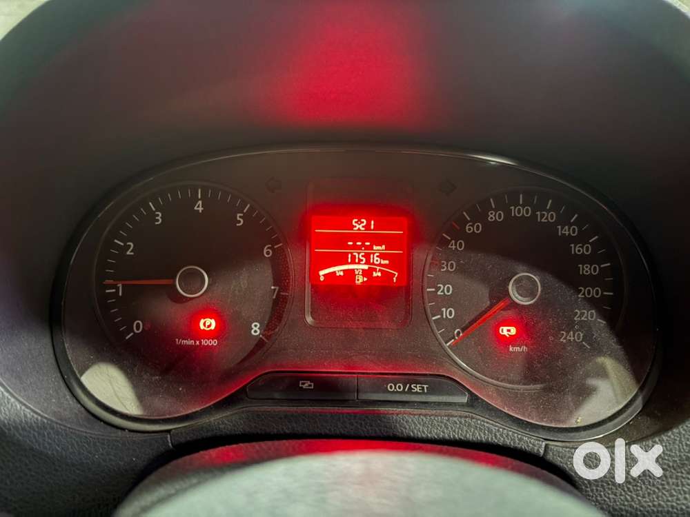 Volkswagen Polo Petrol Manual 2012