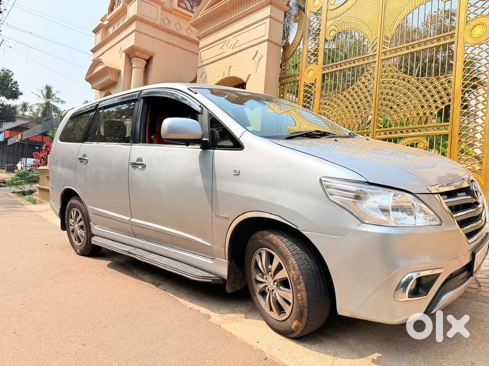 Toyota Innova 2.5 Gx 8 Seater Limited Edition, 2016, Diesel