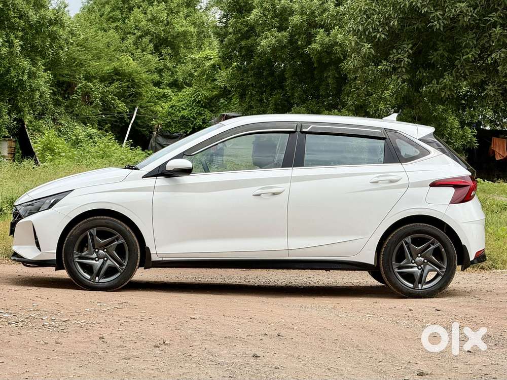 Hyundai I20 Sportz 1.2 Bs-iv, 2022, Petrol
