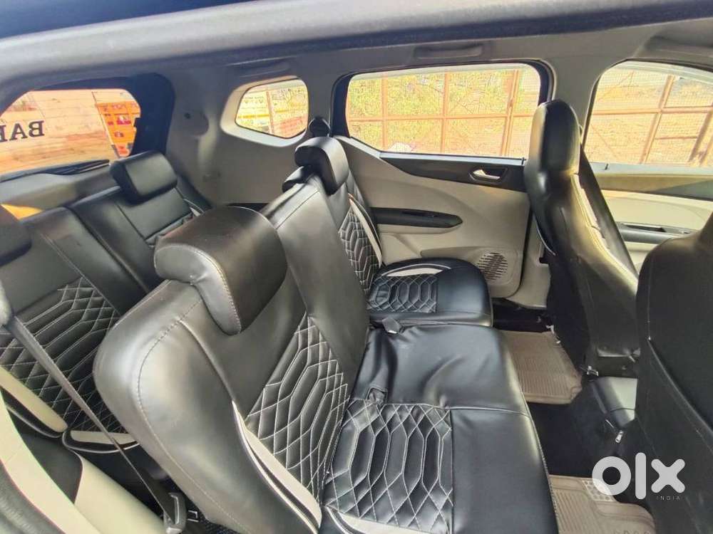 Renault Triber, 2023, Petrol