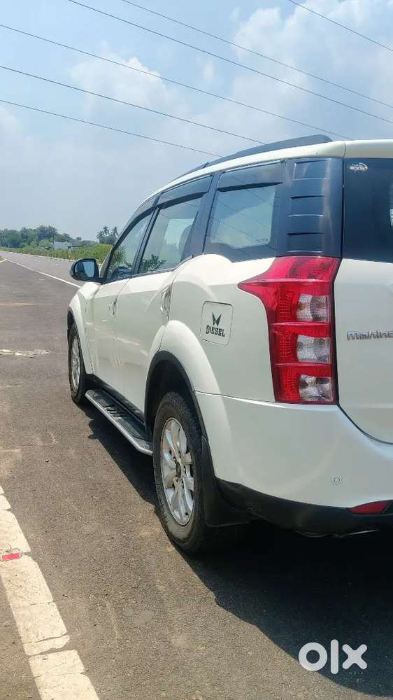 Mahindra Xuv500 2.2 W10 2017