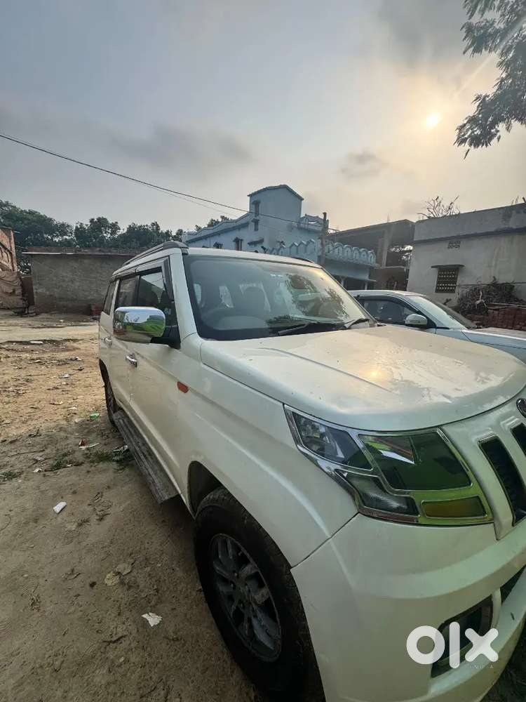 Mahindra Tuv 300 2018