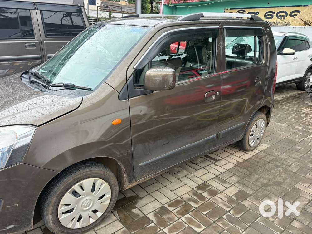 Maruti Suzuki Wagon R 1.0 Vxi (o), 2015, Petrol
