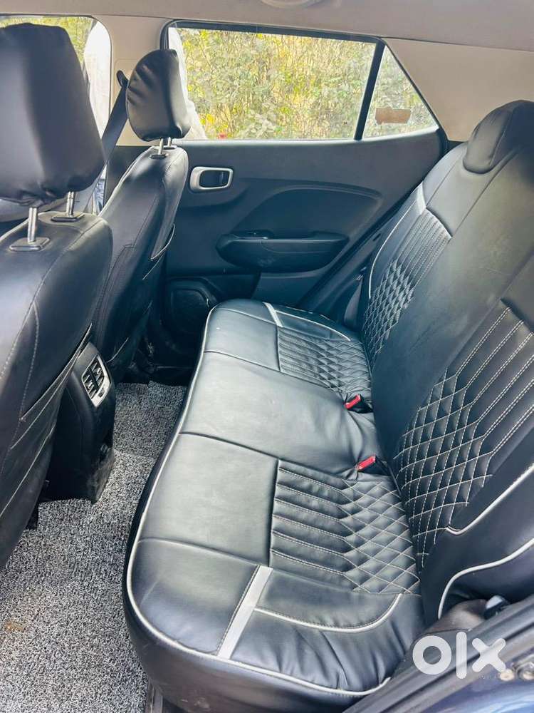 Hyundai Venue 2020 Petrol Well Maintained